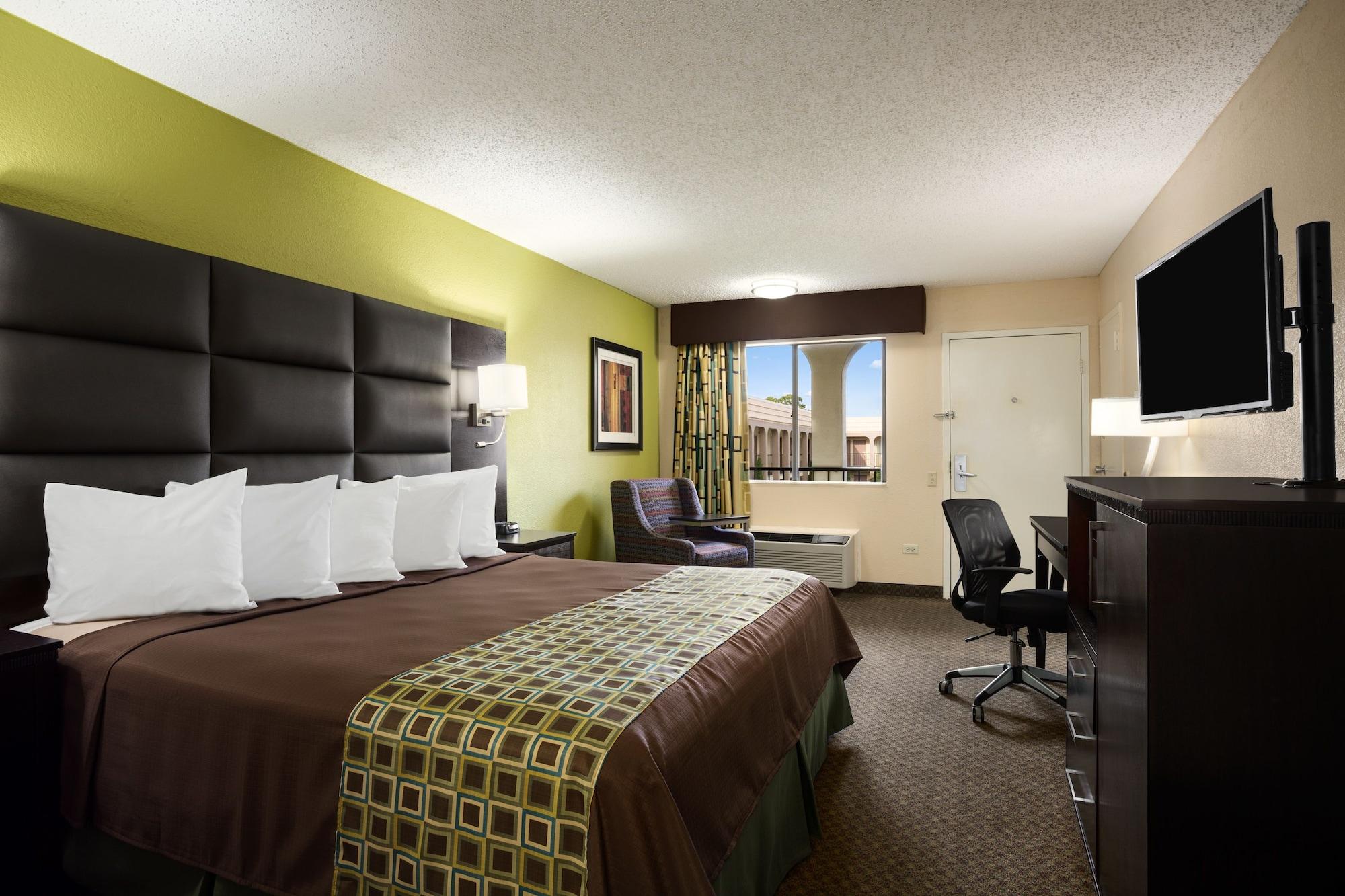Days Inn By Wyndham Dallas Irving Exterior photo